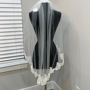 Marionat Bridal Veils 3192 - The Bridal Veil Company - Beaded Lace Veil